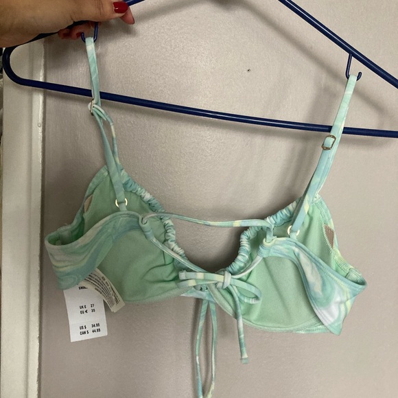 Hollister Bikini Top - Picture 2 of 4